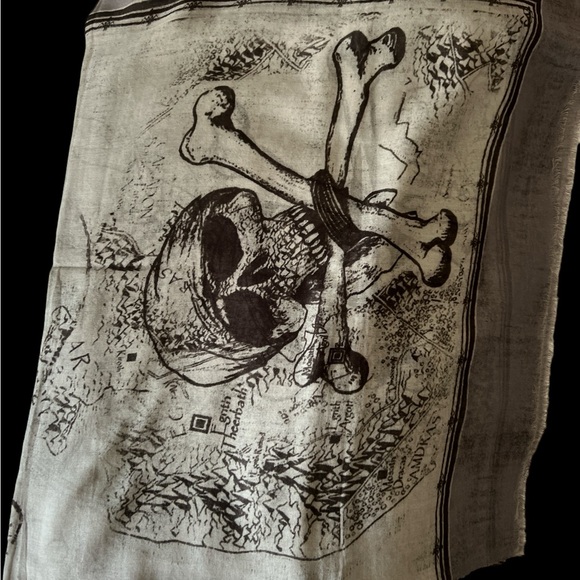 Gray Digital Print Linen-Cotton- 100*200 - Picture 5 of 5